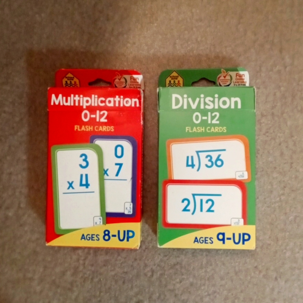 never used double 2' Pack multiplication flash cards & flash cards